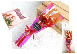 roza-holograficzna-walentynkowa-w-folii-33-cm-czerwona-sn55826