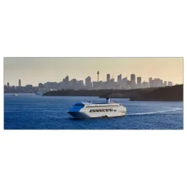 obraz-na-szkle-foto-statek-wycieczkowy-port-125x50