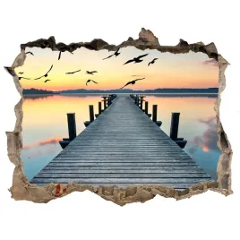 dziura-3d-w-scianie-scienna-drewniane-molo-168x113