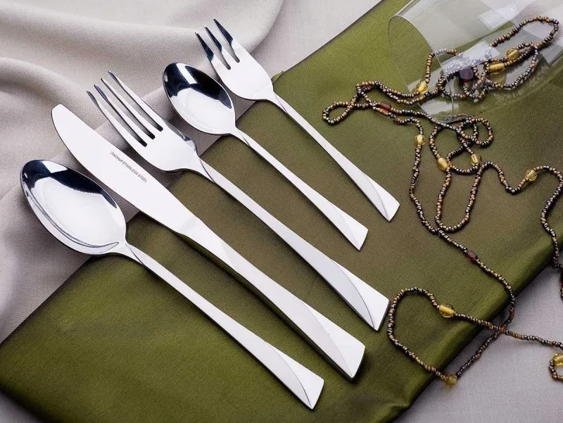 kinghoff-sztucce-30-elem-satyna-kh-1454-stan-nowy