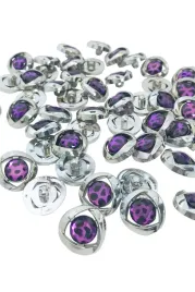 guzik-plastikowy-srebrny-na-stopce-oczko-panterka-fiolet-3-cm-10-szt
