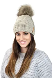 fiona-zimowa-czapka-damska-na-polarze-z-pomponem-kolor-bezowy
