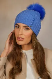 nila-welniana-czapka-w-prazek-z-naturalnym-pomponem-i-cyrkoniami-kolor-nieb