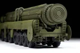 1-72-ballistic-missile-launcher-topol-okres-po-ii-wojnie-swiatowej