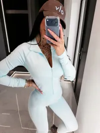 komplet-damski-lasari-olavoga-mietowy-s