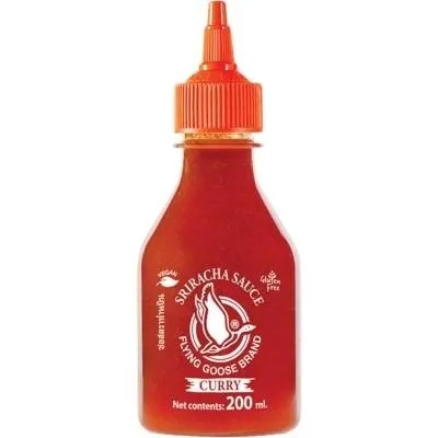 sriracha-o-smaku-curry-200ml-flying-goose