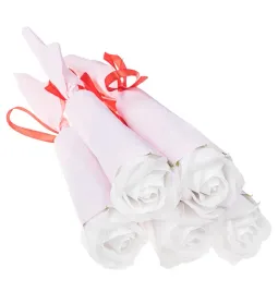 biala-mydlana-roza-prezent-dla-nauczyciela-dzien-kobiet