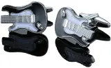 spinki-do-mankietow-wzor-gitara-czarno-biala