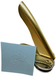 suchy-stempel-stempel-tradycyjny-wytlocznik-pioro