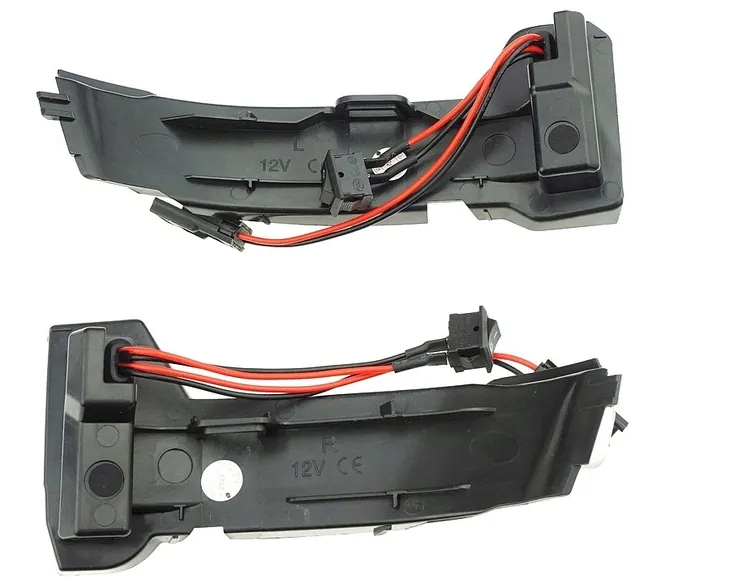 migacze-w-lusterko-dynamic-led-ford-focus-mk4-18-producent-czesci-vinstar