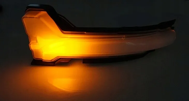 migacze-w-lusterko-dynamic-led-ford-focus-mk4-18-typ-samochodu-samochody-osobowe
