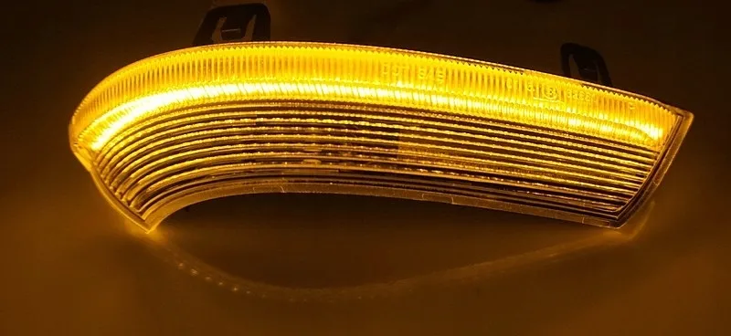kierunkowskaz-w-lusterko-dynamic-led-vw-passat-b5