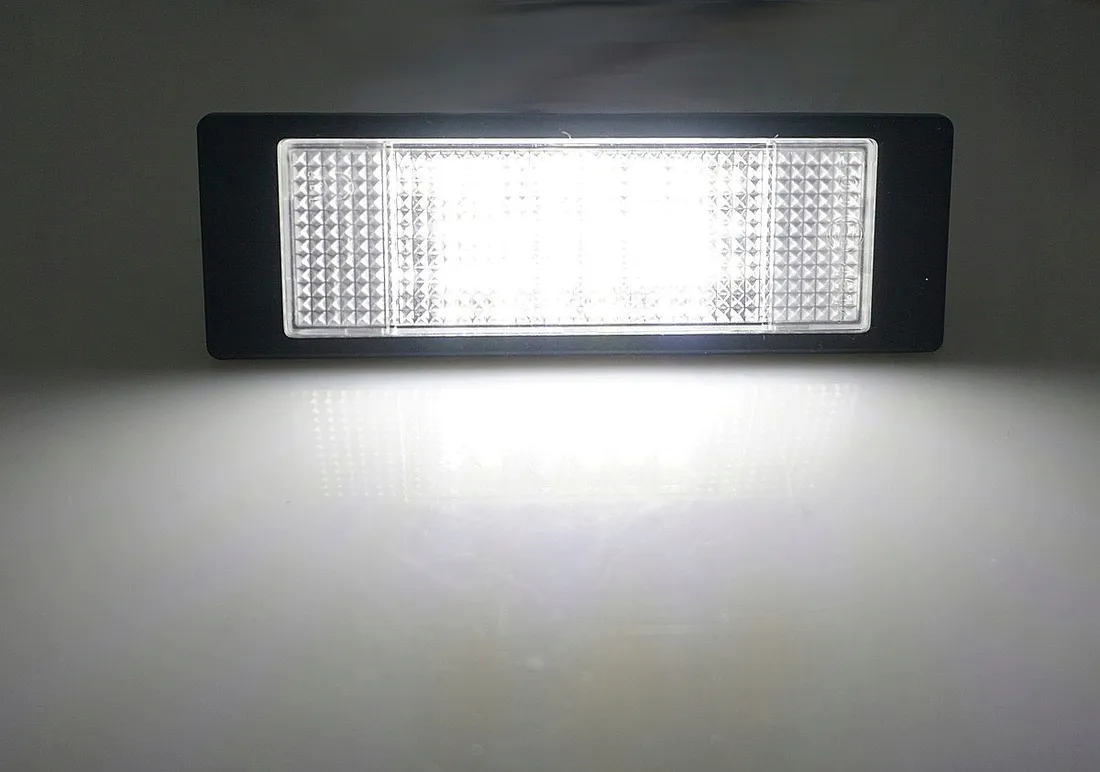 bmw-e63-e64-e81-e87-z4-mini-r55-podswietlenie-led