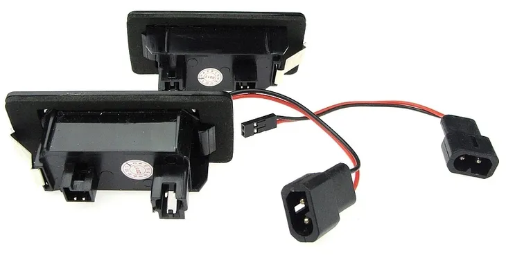 lampki-tablicy-led-bmw-e90-e91-e92-e93-e39-e60-e61-zrodlo-swiatla-led