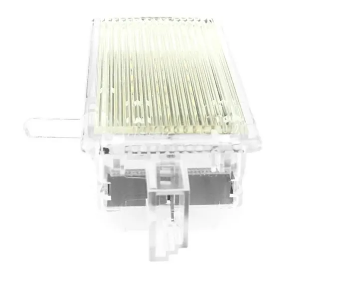 lampka-zarowka-schowka-led-bmw-1-e81-e82-e87-e88-stan-nowy