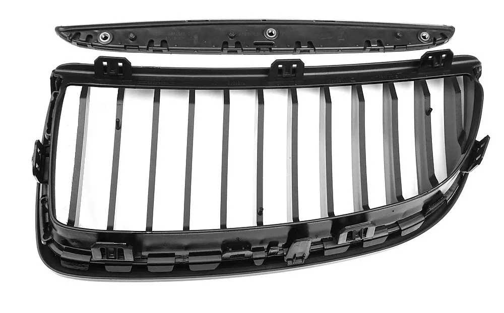 grill-nerki-bmw-e90-e91-04-08-czarny-polysk