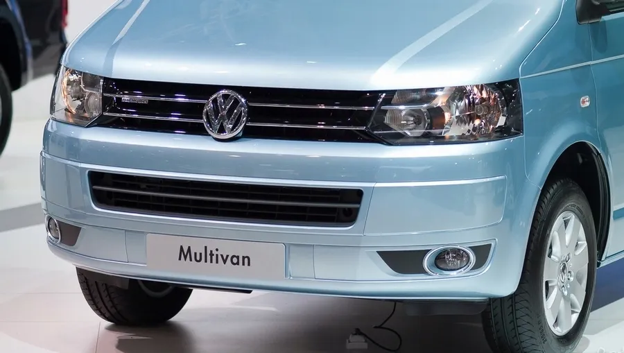 atrapa-gril-przedni-vw-t5-10-15-caravelle-multivan