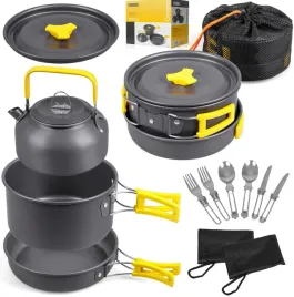 zestaw-naczynia-turystyczne-campeo-garnki-sztucce-patelnia-czajnik-etui-