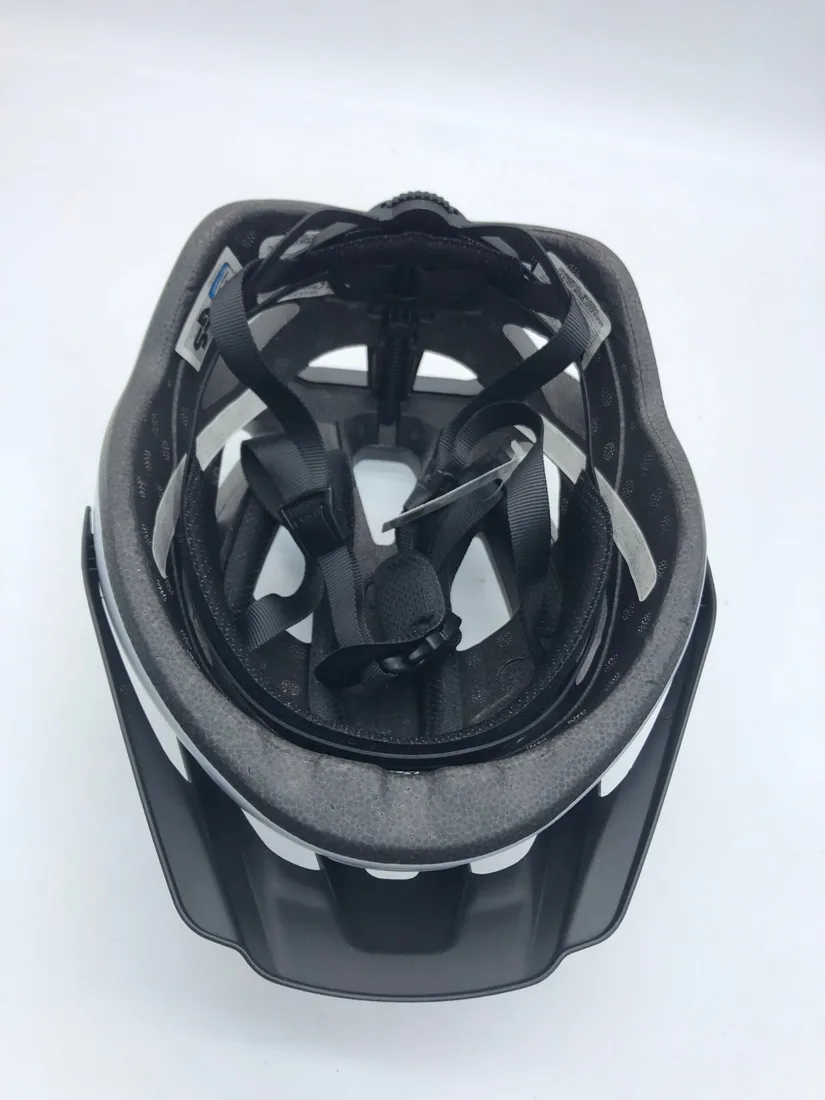 kask-rowerowy-abus-aduro-3-0-led-r-l