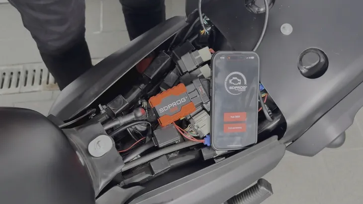 zestaw-diagnostyczny-do-motocykli-junak-program-interfejs-sdprog-obd-zlacze-obd-ii-eobd