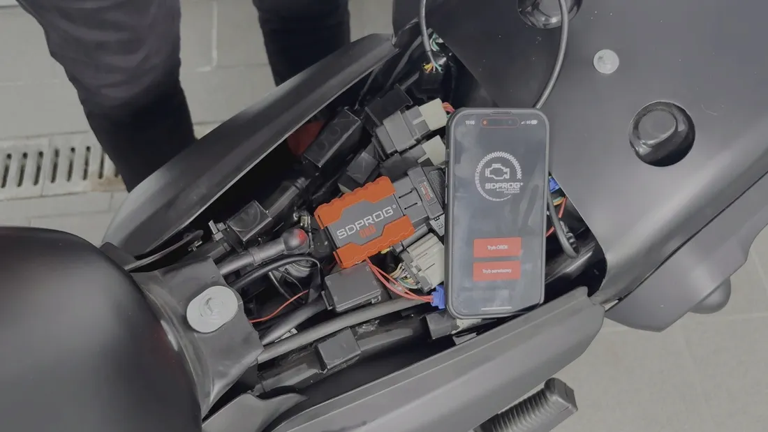 zestaw-diagnostyczny-do-motocykli-junak-program-interfejs-sdprog-obd