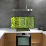 tunel-tory-pociag-120x60-panel-scienny-do-kuchni-gama-kolorystyczna-odcienie-zieleni