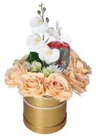 flower-box-pudelko-na-dzien-babci-skarpetki