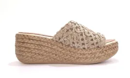 klapki-damskie-na-koturnie-w-bezowym-kolorze-porronet-3163-10-r40