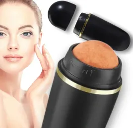 roller-wulkaniczny-kamien-matowi-skore-twarzy