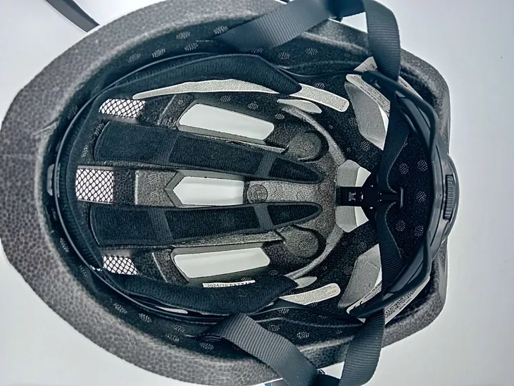 kask-rowerowy-szosowy-abus-macator-bialy-s-51-55-rodzaj-uniwersalny