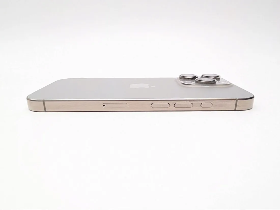 apple-iphone-16-pro-128gb-tytan-naturalny