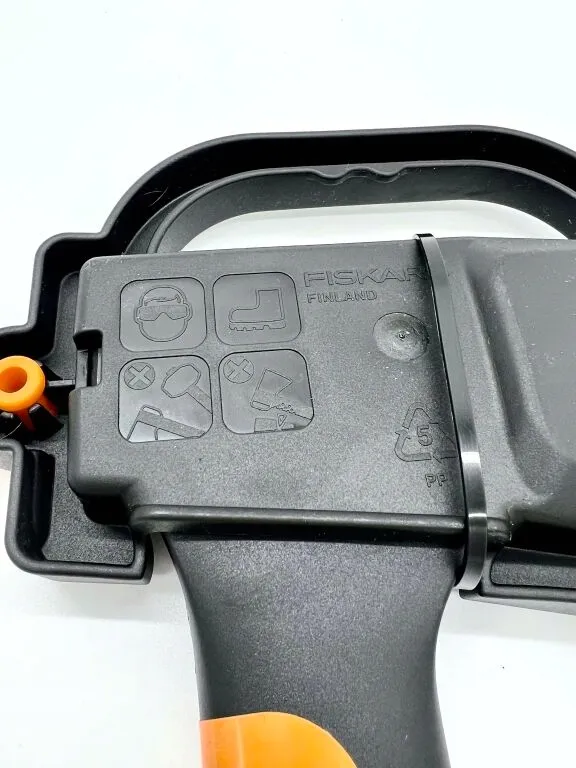 siekiera-fiskars-chopping-axe-a10-stan-nowy