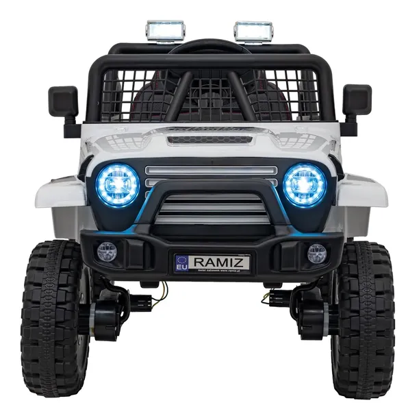 auto-off-road-4x4-sport-bialy-na-akumulator-dla-dzieci-gratisy-liczba-drzwi-2