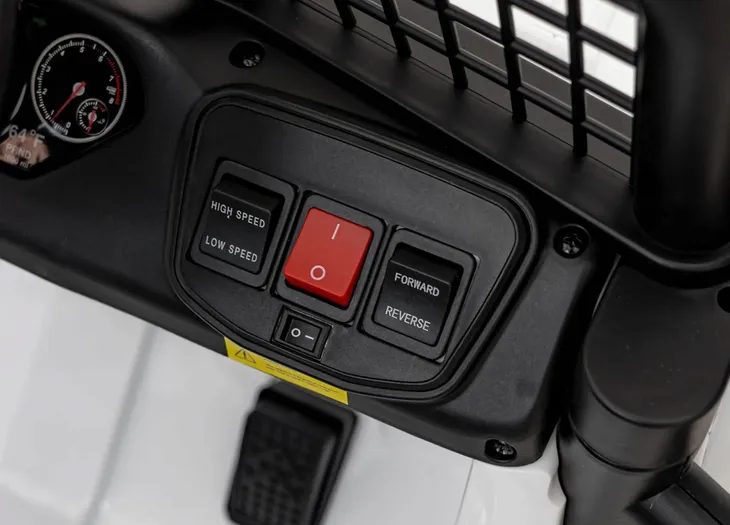 auto-off-road-4x4-sport-bialy-na-akumulator-dla-dzieci-gratisy-pojemnosc-akumulatora-10-ah