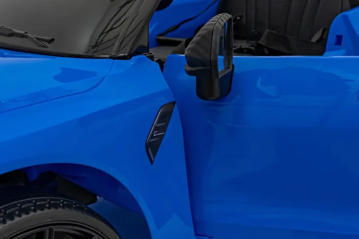 auto-bmw-m4-niebieski-na-akumulator-dla-dzieci-gratisy-waga-z-opakowaniem-17-kg