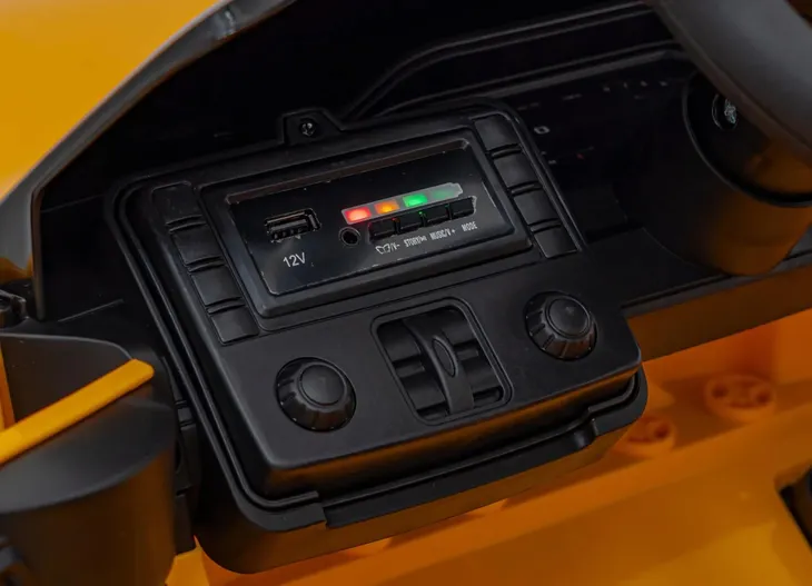 auto-bmw-m4-zolty-na-akumulator-dla-dzieci-gratisy-czas-ladowania-10-h