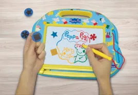 tablica-magiczna-swinka-peppa-z-rysikiem-i-stemplami-do-tworzenia-rysunkow