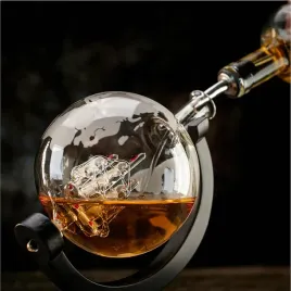 karafka-do-whisky-kulista-zestaw-ze-szklankami-i-kamieniami-prezent