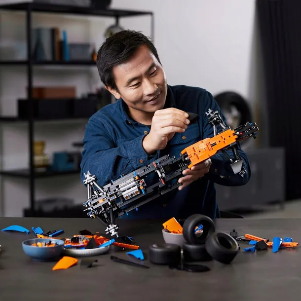 lego-technic-samochod-wyscigowy-mclaren-formula-1-stan-nowy
