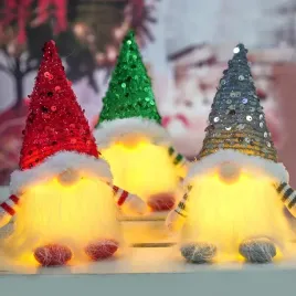 swiateczny-skrzat-ze-swiatlem-3-sztuki-figurek-skrzatow-z-diodami-led
