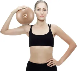 mini-pilka-do-pilatesu-pilka-do-cwiczen-23-cm-miekka-pilka-brazowa