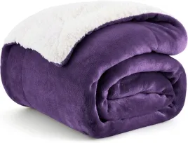 puszysty-koc-polarowy-150-x-200-cm-narzuta-na-sofe-fioletowy