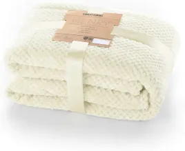 pikowany-koc-z-mikrofibry-170-x-210-cm-kremowy-lekki-przyjemny