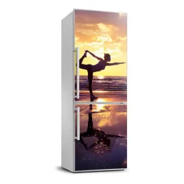 foto-naklejka-skin-lodowke-joga-na-plazy-70x190