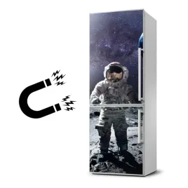 tapeta-magnetyczna-na-lodowke-astronauta-60x180