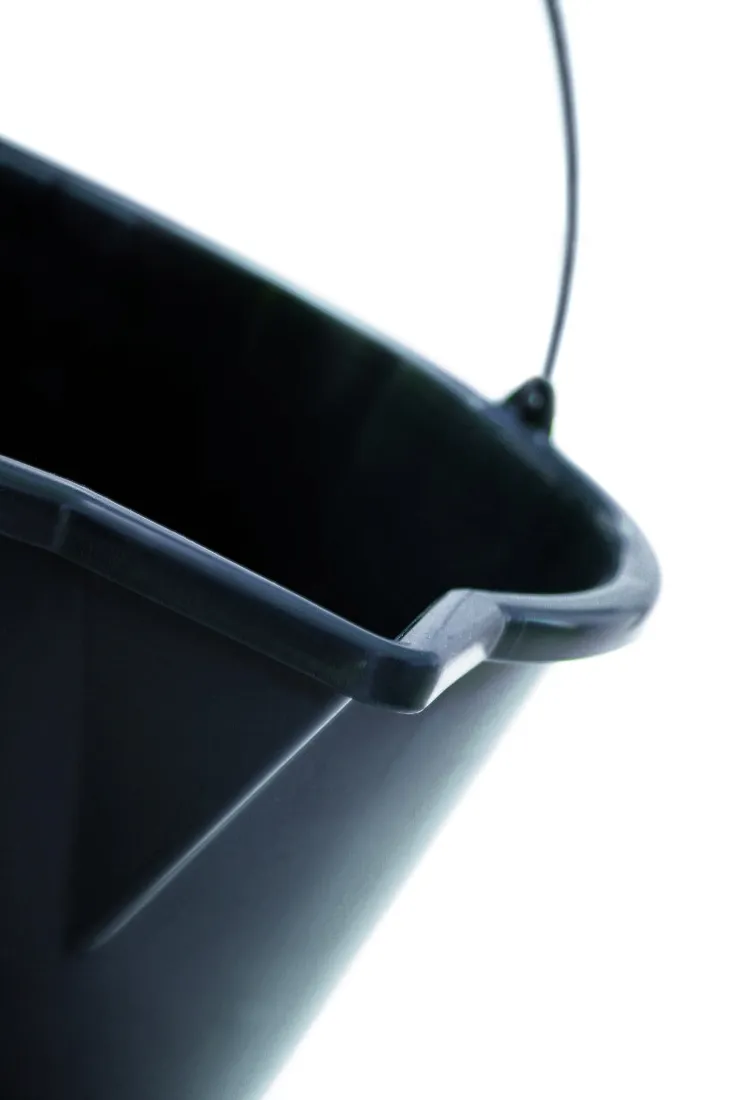 wiadro-budowlane-20l-z-lejkiem-stan-nowy