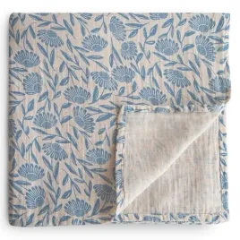 mushie-miekki-otulacz-muslinowy-blueflowers