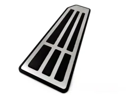 alu-nakladka-podstopnica-toyota-camry-2018-2020