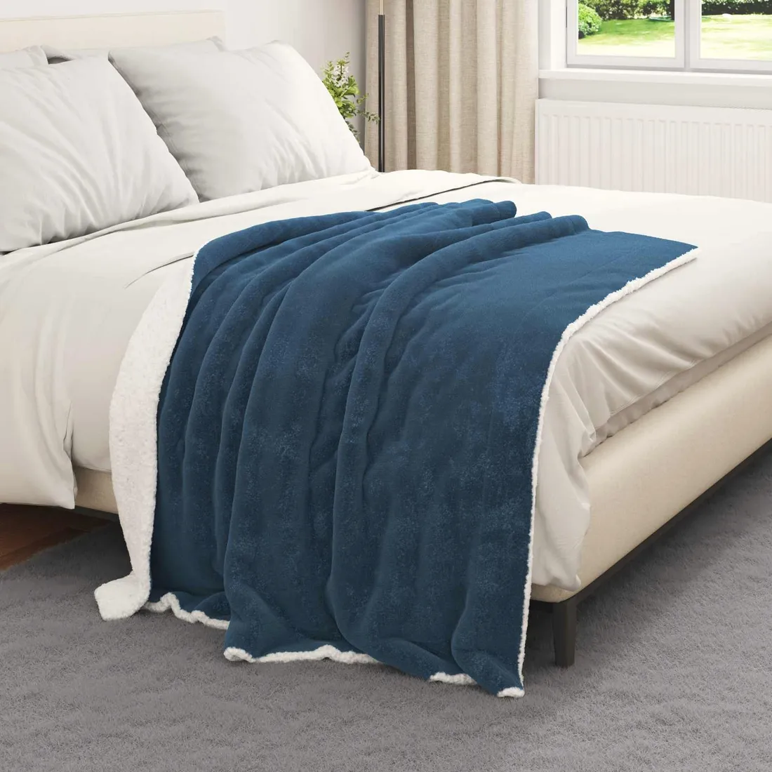 koc-granatowy-130-x-150-cm-polar-stan-nowy