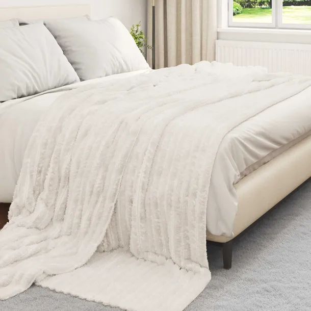 koc-kremowy-240-x-220-cm-polar-kolor-kremowy